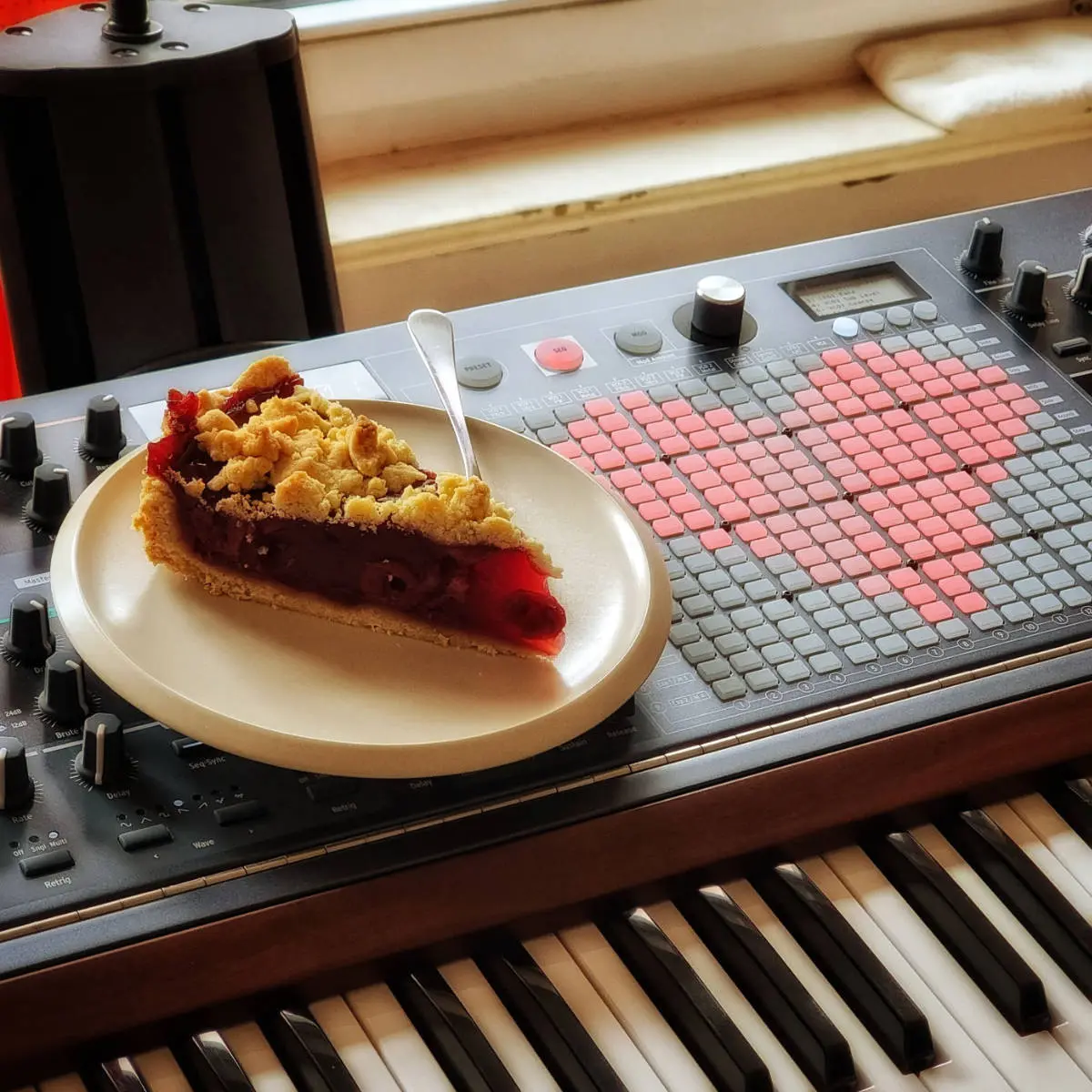 Cake on MatrixBrute